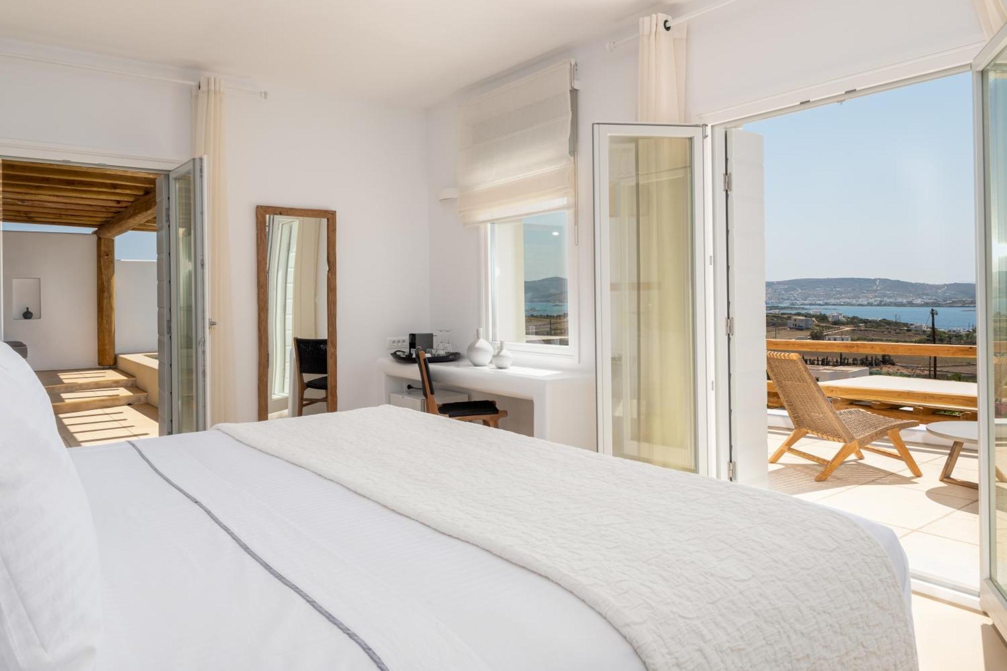 Anna Platanou Agia Irini (Paros)