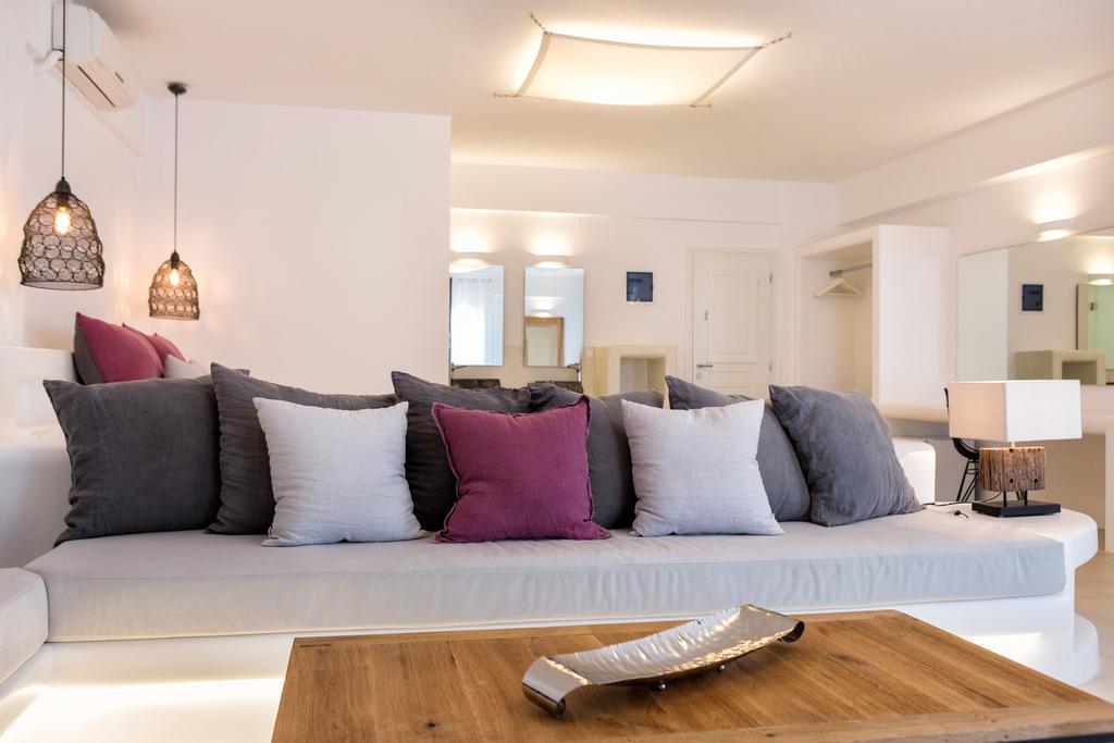 Anna Platanou Agia Irini (Paros)