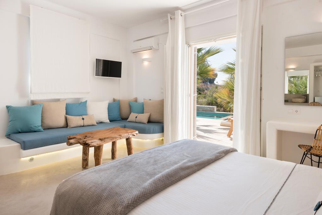 Anna Platanou Agia Irini (Paros)